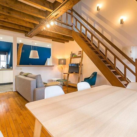 Appartement LA Plume aux pieds du Parvis Saint Jean à Dijon Extérieur photo